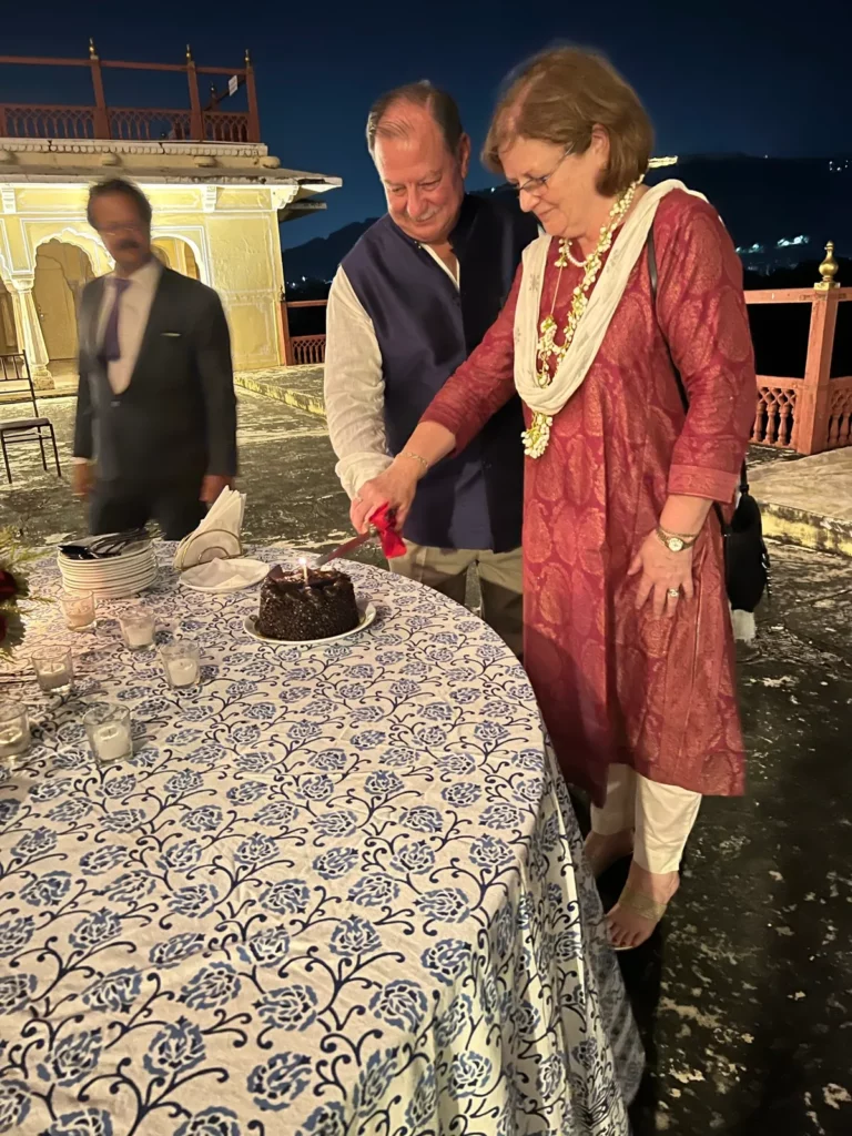  _592_https://www.ilxtravel.com/wp-content/uploads/2023/07/Greaves-owners-celebrating-their-wedding-anniversary-768x1024.webp